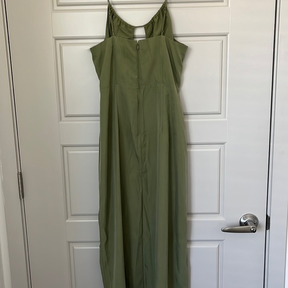 Abercrombie & Fitch keyhole halter midi dress - Picture 6 of 9